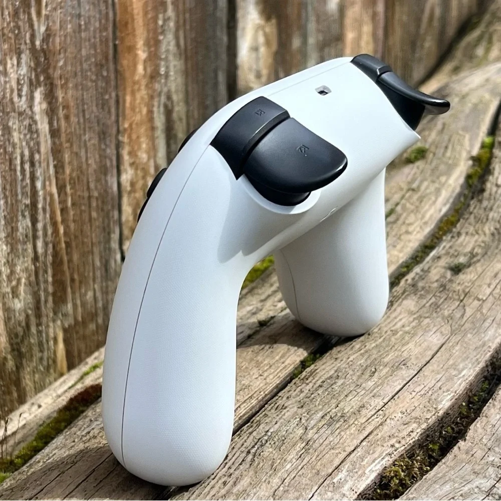 White Google Stadia Game Controller